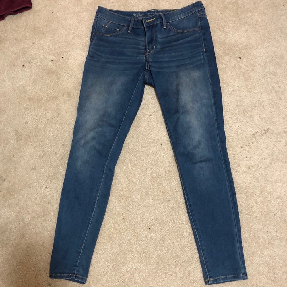 Skinny jeans